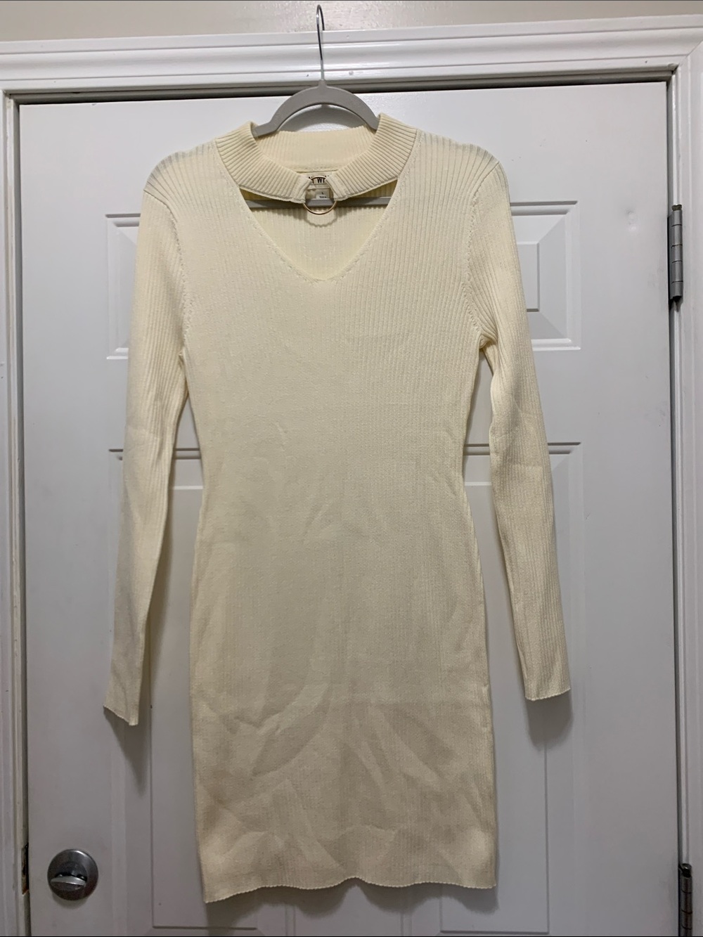 3/$15 Say What? Cream Ribbed Long Sleeve V-Neck Sweater Dress Size Large